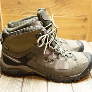 keen wide mens shoes